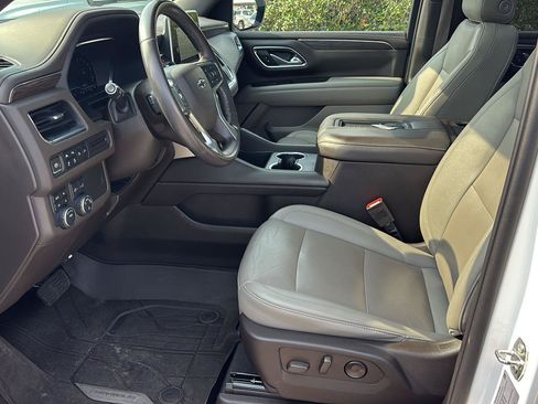 Used 2022 Chevrolet Tahoe Z71 AWD/4WD image 13