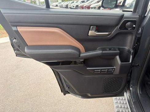 Used 2026 Toyota 4Runner Limited AWD/4WD image 19