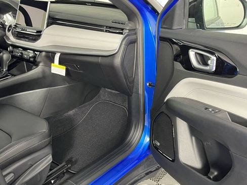 New 2025 Jeep Compass Limited w/ Sun & Sound Group image 31