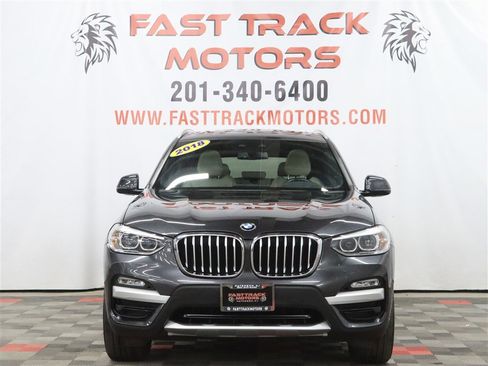 Used 2018 BMW X3 xDrive30i image 2