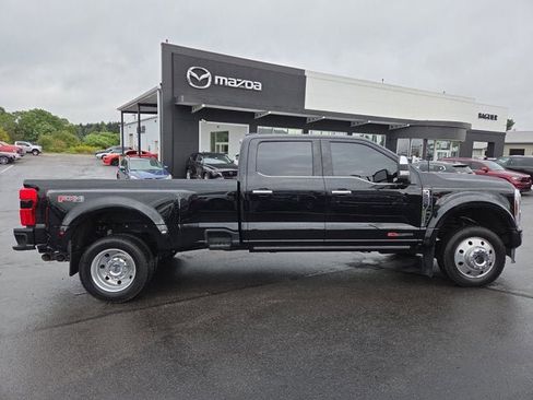 Used 2024 Ford F450 Limited w/ FX4 Off-Road Package image 6