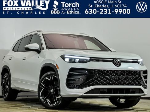 Certified 2025 Volkswagen Tiguan SEL R-Line AWD/4WD image 1