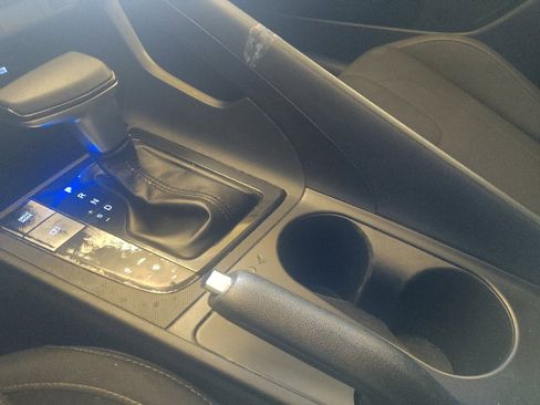 Used 2021 Hyundai Elantra SEL FWD image 26