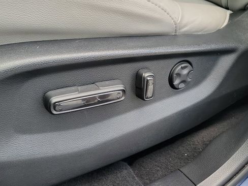 Used 2019 Honda CR-V EX-L image 16