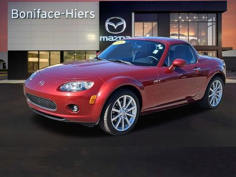Used 2008 MAZDA MX-5 Miata Grand Touring image 2