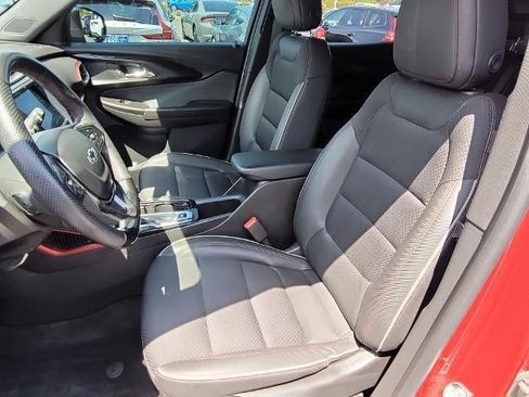 Used 2023 Chevrolet TrailBlazer RS w/ Convenience Package FWD image 18