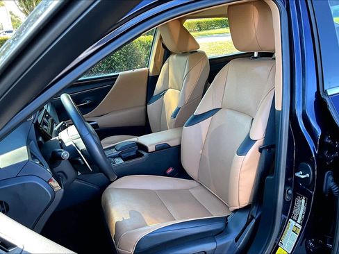 Used 2022 Lexus ES 350 w/ Premium Package image 7