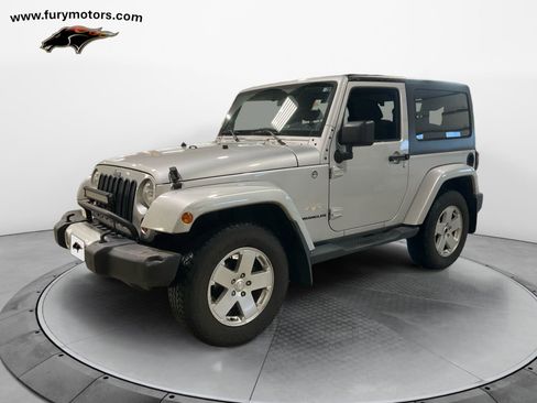 Used 2011 Jeep Wrangler Sahara image 7