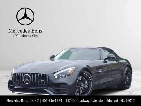 Used 2018 Mercedes-Benz AMG GT Roadster image 1
