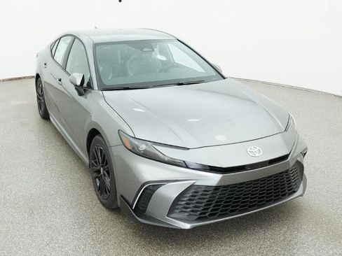 New 2026 Toyota Camry SE FWD image 17