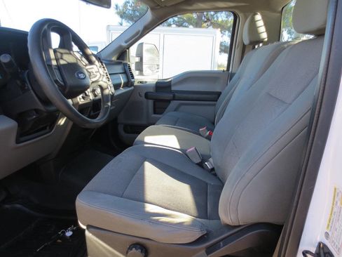 Used 2018 Ford F350 XL w/ Power Equipment Group image 6