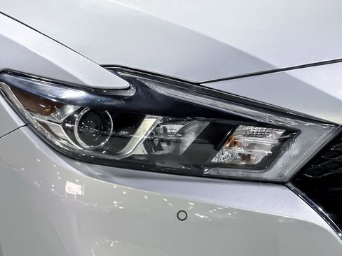 Used 2018 Nissan Maxima 3.5 SL image 10