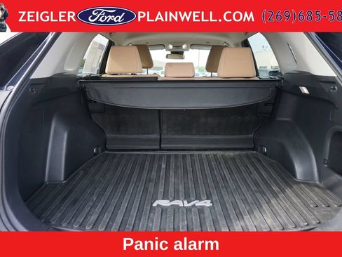 Used 2023 Toyota RAV4 LE AWD/4WD image 10