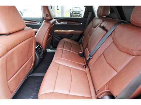 New 2026 Cadillac XT5 Premium Luxury w/ Driver Assist Package FWD image 7