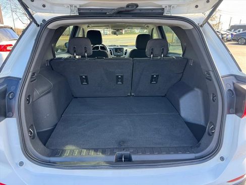 Used 2019 Chevrolet Equinox LS image 9