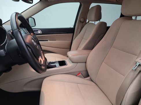 Used 2022 Jeep Grand Cherokee Laredo E image 17