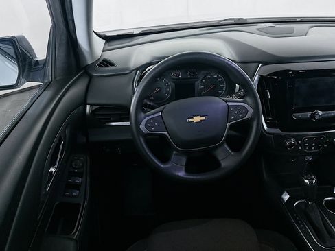 Used 2020 Chevrolet Traverse LS image 17