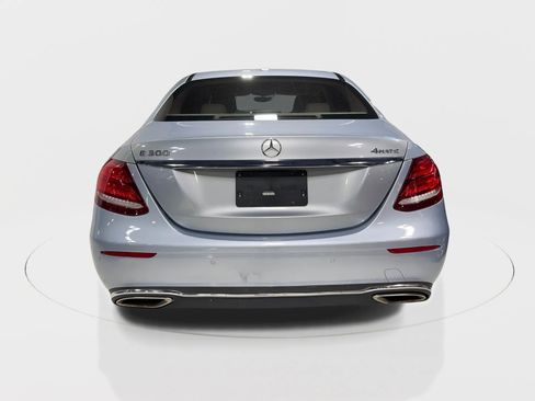 Used 2017 Mercedes-Benz E 300 4MATIC w/ Premium 1 Package image 14