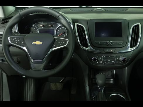 Used 2023 Chevrolet Equinox LT image 13