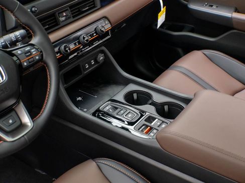 New 2026 Honda Pilot TrailSport image 13