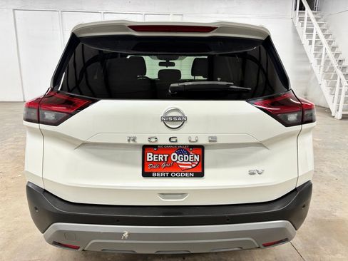 Used 2023 Nissan Rogue SV FWD image 6