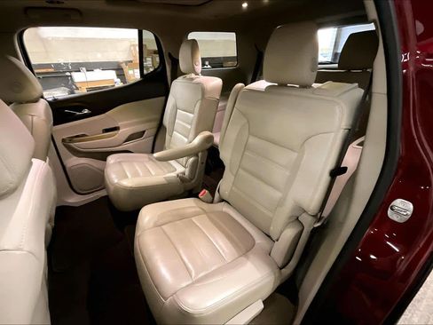 Used 2018 GMC Acadia Denali w/ Technology Package image 28