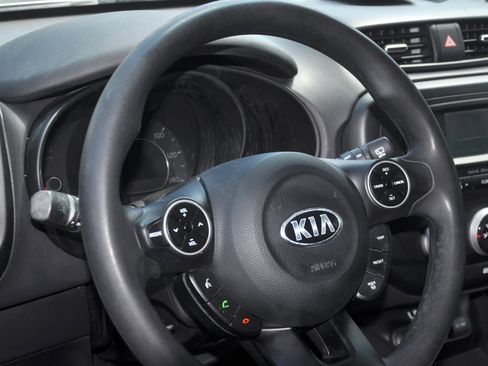 Used 2014 Kia Soul + w/ UVO w/Eservices Package FWD image 38