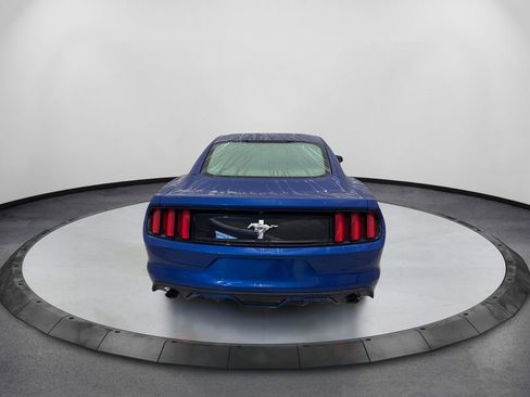 Used 2017 Ford Mustang Coupe RWD image 6