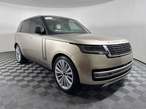 Used 2026 Land Rover Range Rover SE AWD/4WD image 7