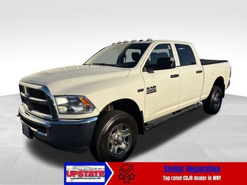 Used 2018 RAM 2500 Tradesman w/ Chrome Appearance Group AWD/4WD image 3