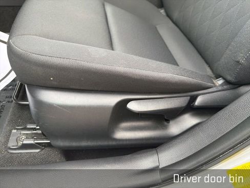 Used 2024 Toyota Corolla LE image 27