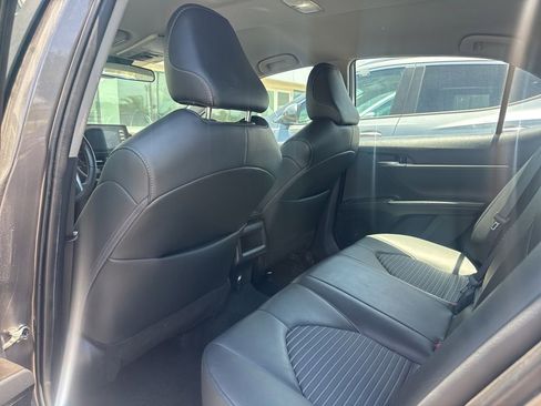 Used 2024 Toyota Camry SE FWD image 7