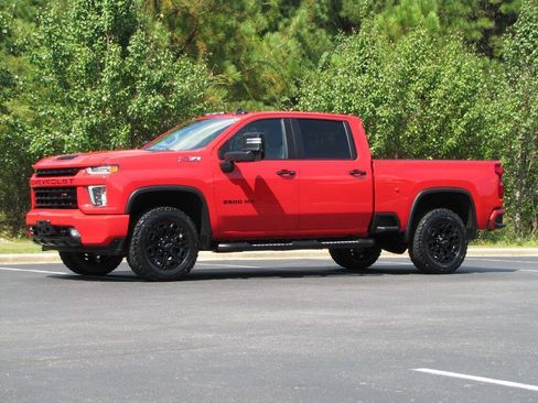 Used 2022 Chevrolet Silverado 2500 LT w/ Z71 Sport Edition AWD/4WD image 3