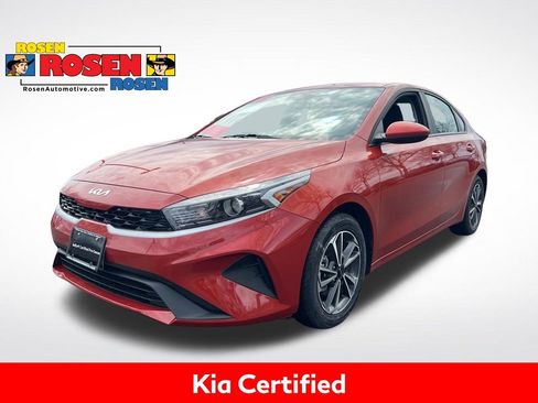 Certified 2023 Kia Forte LXS image 1