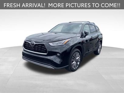 Used 2026 Toyota Highlander Platinum