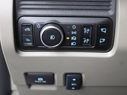Used 2026 Ford F350 Platinum w/ Platinum Plus Package AWD/4WD image 75