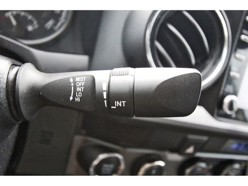Used 2023 Toyota Tacoma TRD Off-Road AWD/4WD image 18