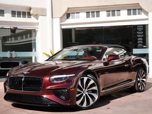 New 2026 Bentley Continental GTC AWD/4WD image 11