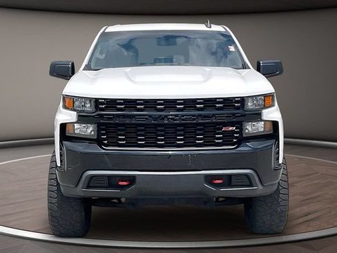 Used 2019 Chevrolet Silverado 1500 Custom Trail Boss w/ Custom Convenience Package AWD/4WD image 3