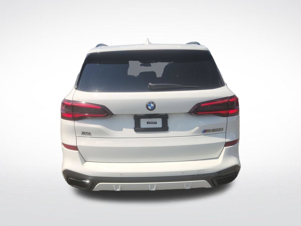 Used 2020 BMW X5 M50i AWD/4WD image 8