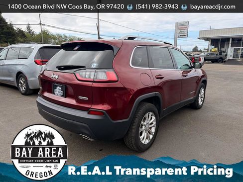 Used 2019 Jeep Cherokee Latitude w/ Popular Appearance Group AWD/4WD image 5