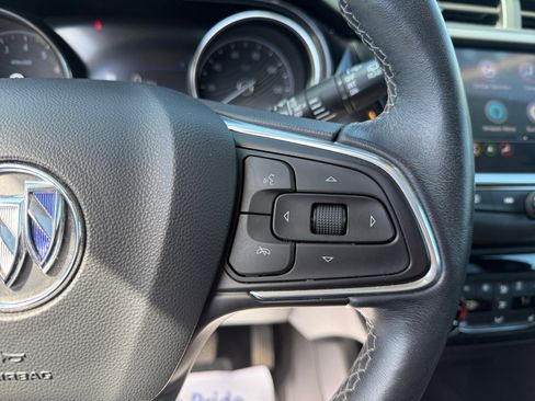 Used 2020 Buick Encore GX Essence w/ Experience Buick Package AWD/4WD image 19