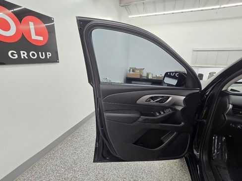 Used 2019 Chevrolet Traverse LS FWD image 23