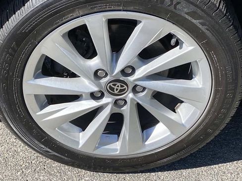 Used 2022 Toyota Camry LE w/ Cold Weather Package AWD/4WD image 22