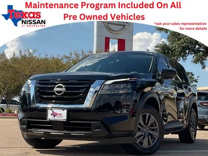 Used 2024 Nissan Pathfinder S