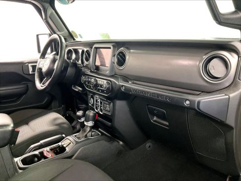 Used 2021 Jeep Wrangler Unlimited Sport AWD/4WD image 14