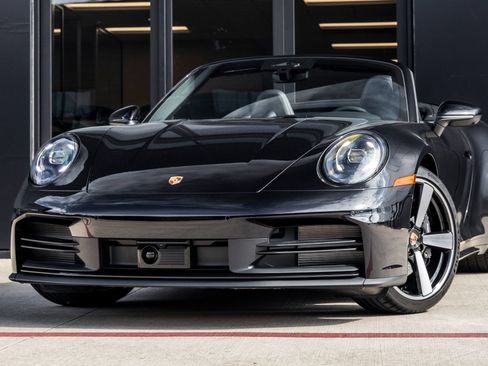 Certified 2026 Porsche 911 Carrera RWD image 7