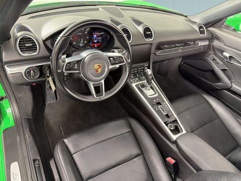 Certified 2023 Porsche 718 Boxster RWD image 27