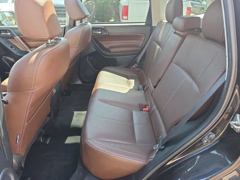 Used 2018 Subaru Forester 2.5i Touring AWD/4WD image 25