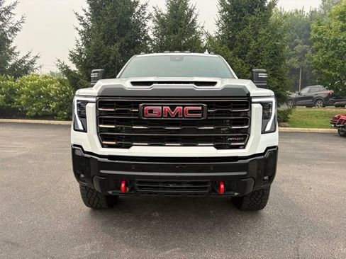 Certified 2025 GMC Sierra 2500 AT4X AWD/4WD image 10